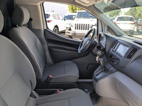 Used 2020 Nissan NV200 S image 15