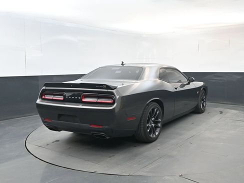 Used 2022 Dodge Challenger R/T Scat Pack w/ Plus Package RWD image 5