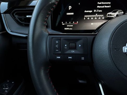 Used 2026 Nissan Kicks SR FWD image 33
