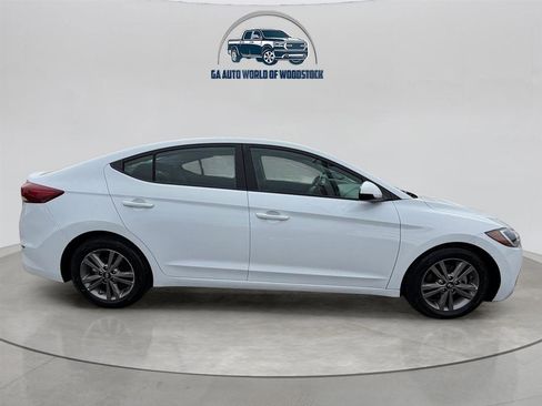 Used 2018 Hyundai Elantra SEL FWD image 11