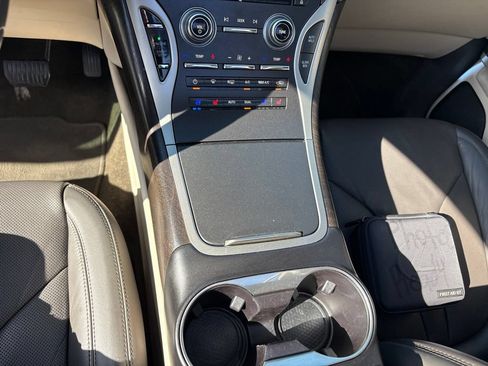Used 2019 Lincoln Nautilus Reserve FWD image 16