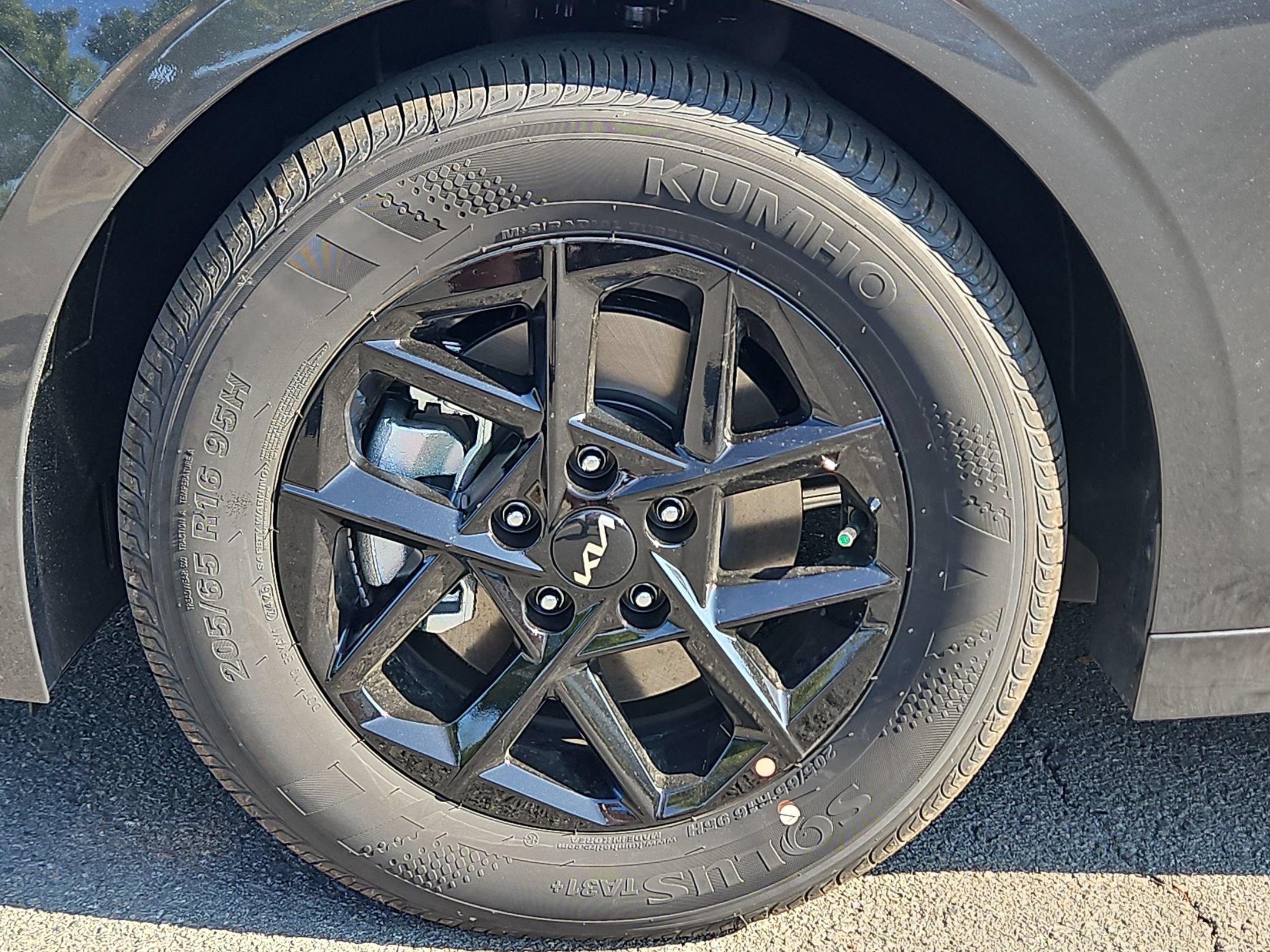 New 2026 Kia K5 LXS FWD image 13
