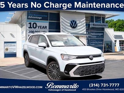 New 2025 Volkswagen Taos SE