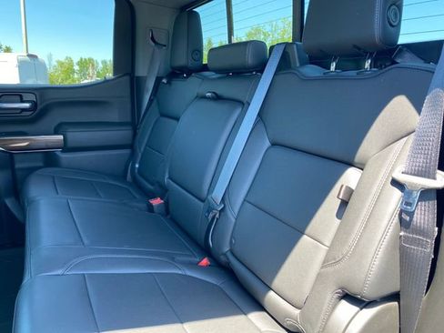 Used 2021 Chevrolet Silverado 1500 LT Trail Boss w/ Convenience Package II AWD/4WD image 21