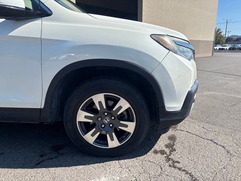 Used 2017 Honda Ridgeline RTL-E image 2