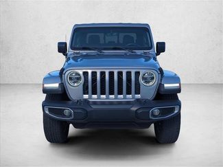 Used 2020 Jeep Gladiator Overland w/ Uconnect 4C Nav & Sound Group video 2