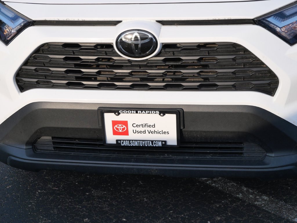 Certified 2025 Toyota RAV4 LE AWD/4WD image 9