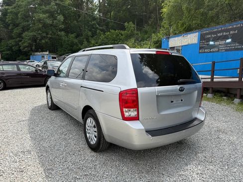 Used 2012 Kia Sedona LX FWD image 8