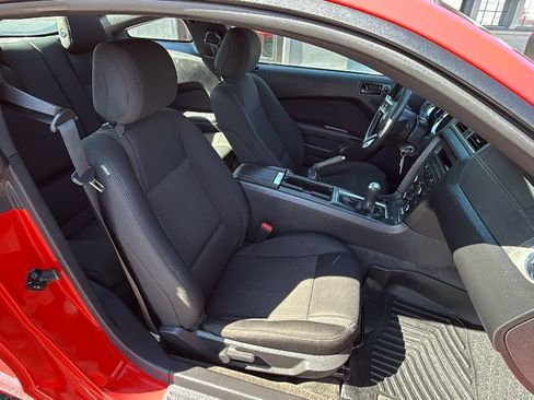 Used 2014 Ford Mustang GT w/ Equipment Group 301A RWD image 14