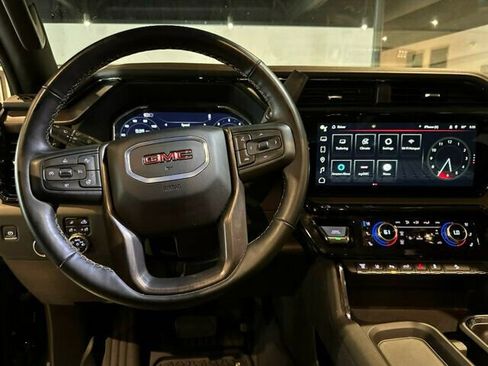 Used 2024 GMC Sierra 2500 AT4 w/ AT4 Premium Plus Package AWD/4WD image 16