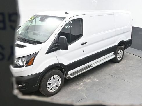 Used 2025 Ford Transit 250 Low Roof w/ Exterior Upgrade Package RWD image 31