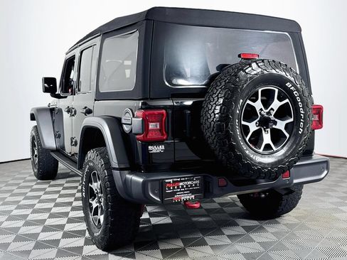 Used 2021 Jeep Wrangler Unlimited Rubicon w/ LED Lighting Group AWD/4WD image 5