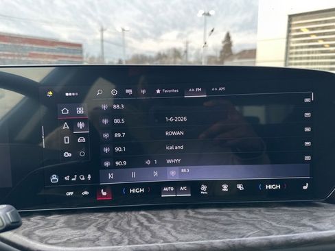 New 2025 Audi Q5 Premium image 27