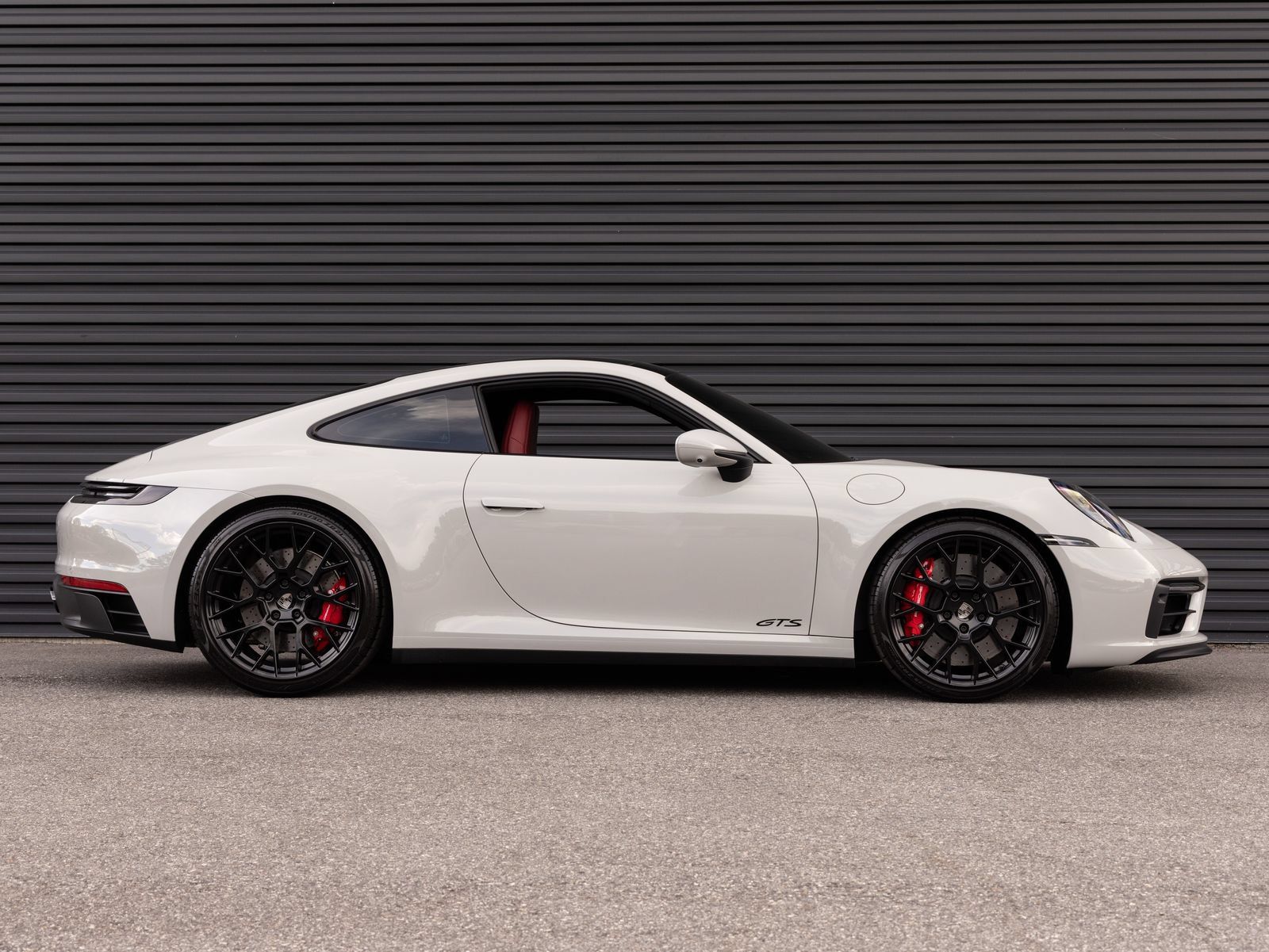 Used 2022 Porsche 911 Carrera 4 GTS AWD/4WD image 8