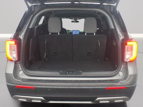 Certified 2023 Ford Explorer XLT w/ Equipment Group 202A image 7