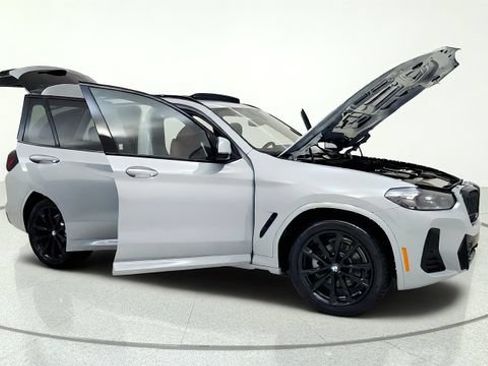 Used 2024 BMW X3 sDrive30i w/ M Sport Package RWD image 11