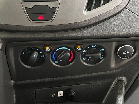Used 2018 Ford Transit 250 138 RWD image 19