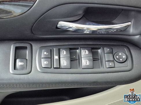 Used 2014 Dodge Grand Caravan SXT FWD image 16
