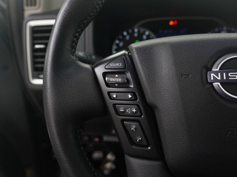 Used 2023 Nissan Frontier SV w/ SV Convenience Package image 19