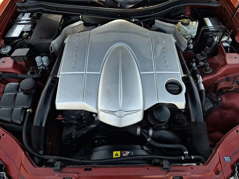 Used 2005 Chrysler Crossfire Limited image 29