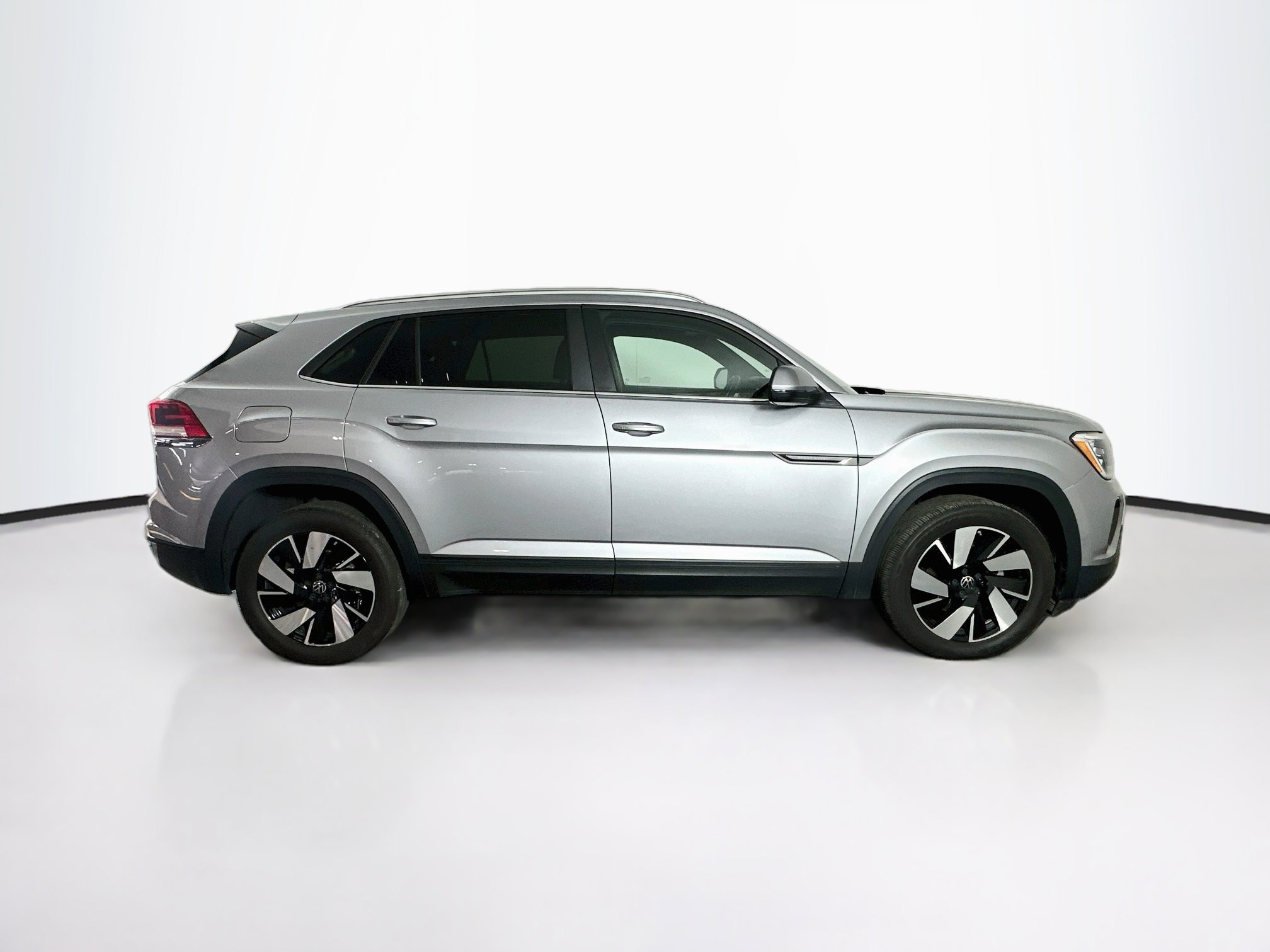 Used 2026 Volkswagen Atlas Cross Sport SE FWD image 10