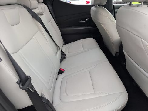 Used 2025 Hyundai Santa Cruz SEL FWD image 29