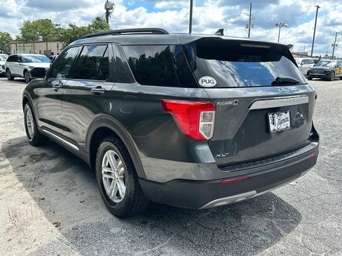 Used 2020 Ford Explorer XLT w/ Equipment Group 202A image 5