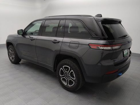 Used 2022 Jeep Grand Cherokee Trailhawk image 3