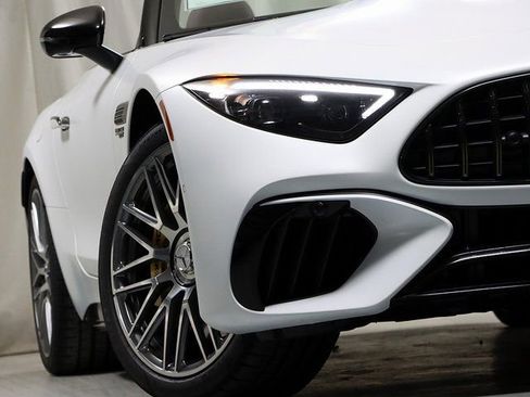 New 2026 Mercedes-Benz SL 63 AMG 4MATIC image 4