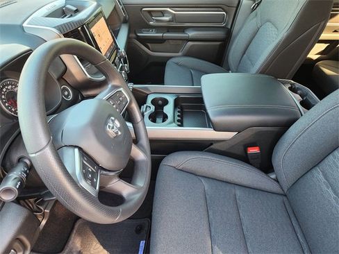 New 2026 RAM 1500 4x4 Crew Cab image 9