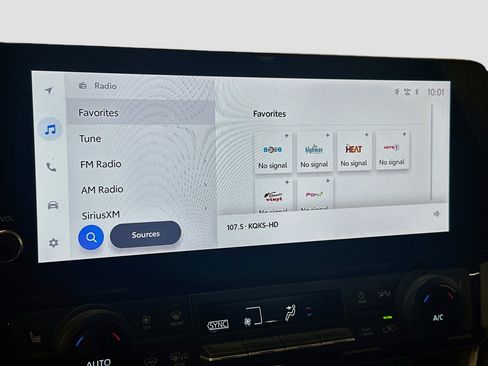 Used 2025 Toyota Grand Highlander AWD image 21