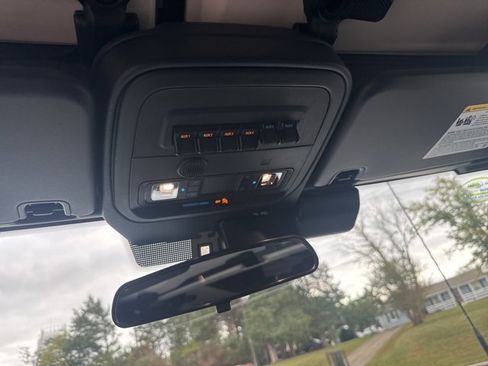 New 2025 Ford Bronco Badlands image 40