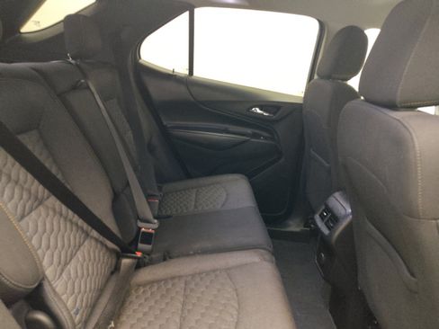 Used 2018 Chevrolet Equinox LT FWD image 19
