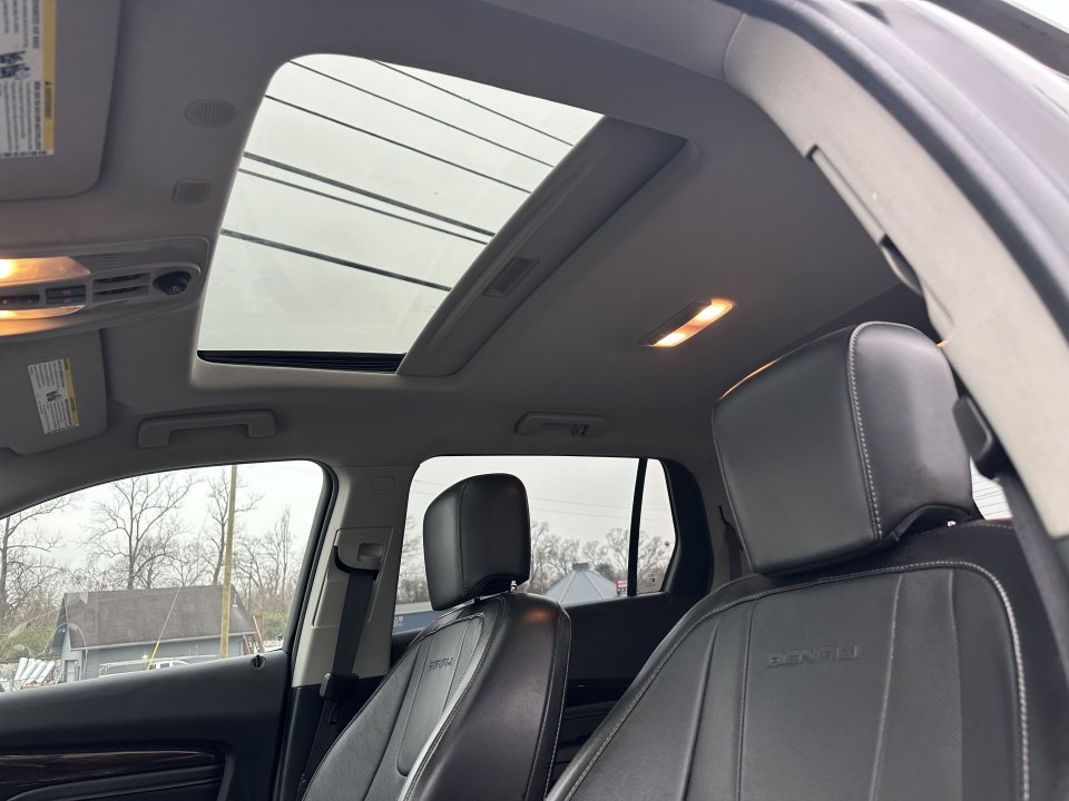 Used 2017 GMC Terrain Denali FWD image 13