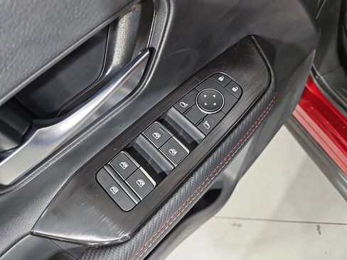 New 2026 Nissan Kicks SR AWD/4WD image 11