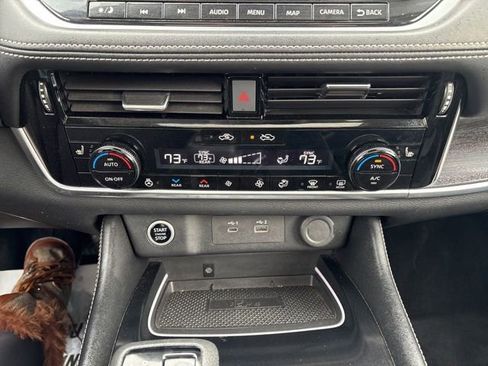 Used 2023 Nissan Rogue Platinum image 21