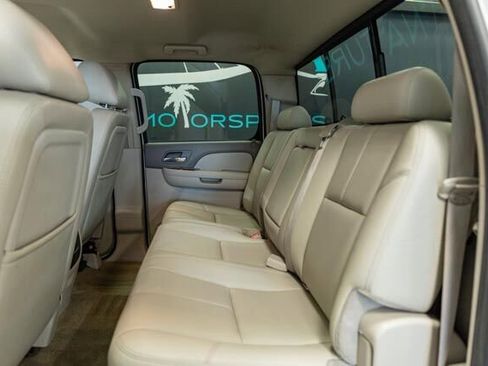 Used 2011 Chevrolet Silverado 2500 LTZ w/ LTZ Plus Package image 15