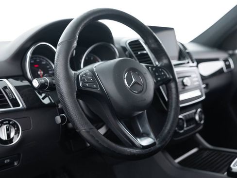 Used 2019 Mercedes-Benz GLE 400 GLE 400 4MATIC AWD 4dr SUV image 23