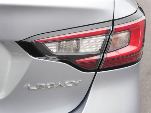Used 2021 Subaru Legacy Limited AWD/4WD image 17