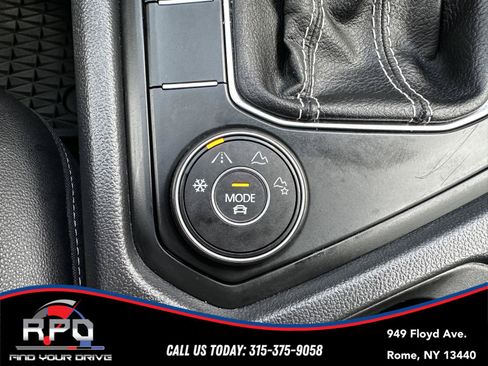 Used 2022 Volkswagen Taos SE AWD/4WD image 27