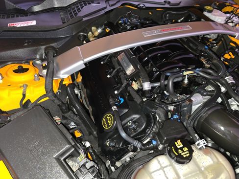 Used 2019 Ford Mustang Shelby GT350 w/ Technology Package image 47