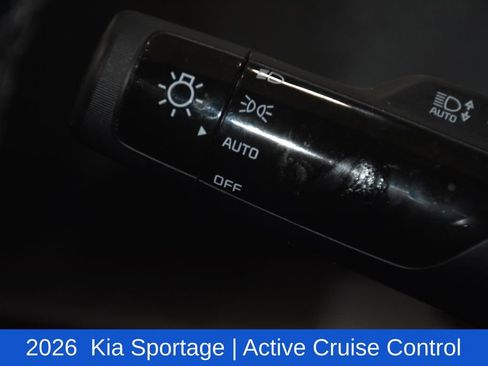Used 2026 Kia Sportage LX FWD image 11