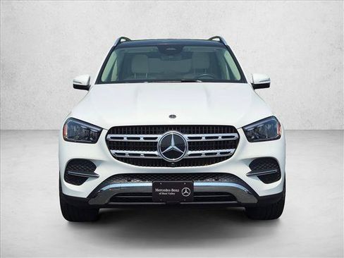 Used 2026 Mercedes-Benz GLE 450e 4MATIC image 2