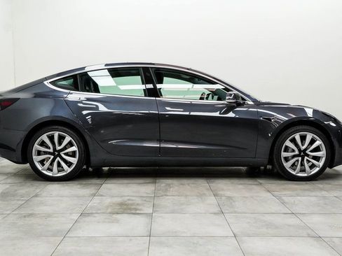 Used 2020 Tesla Model 3 Standard Range image 10