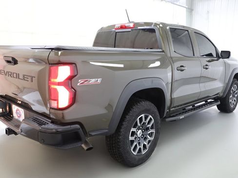 Used 2024 Chevrolet Colorado Z71 w/ Z71 Convenience Package 2 AWD/4WD image 18