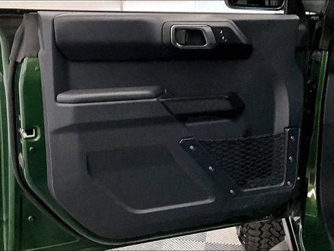 Used 2025 Ford Bronco Badlands image 19