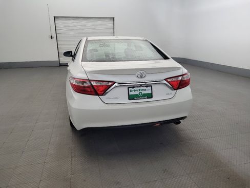 Used 2016 Toyota Camry XLE image 6