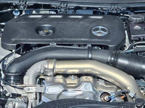 Used 2025 Mercedes-Benz GLA 250 image 20