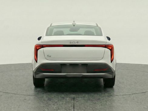 Used 2025 Kia K4 FWD image 7