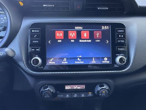 Used 2021 Nissan Kicks SV w/ Interior Electronics Package image 22